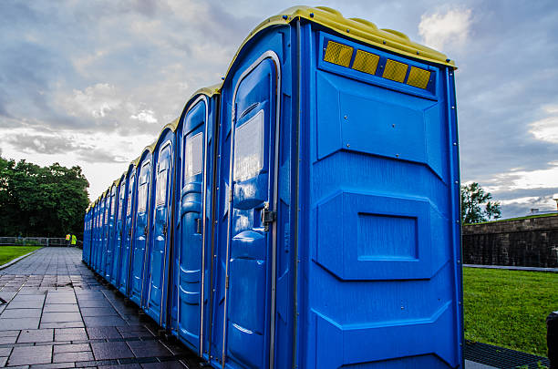 Portable Toilet Options We Offer in Hart, TX